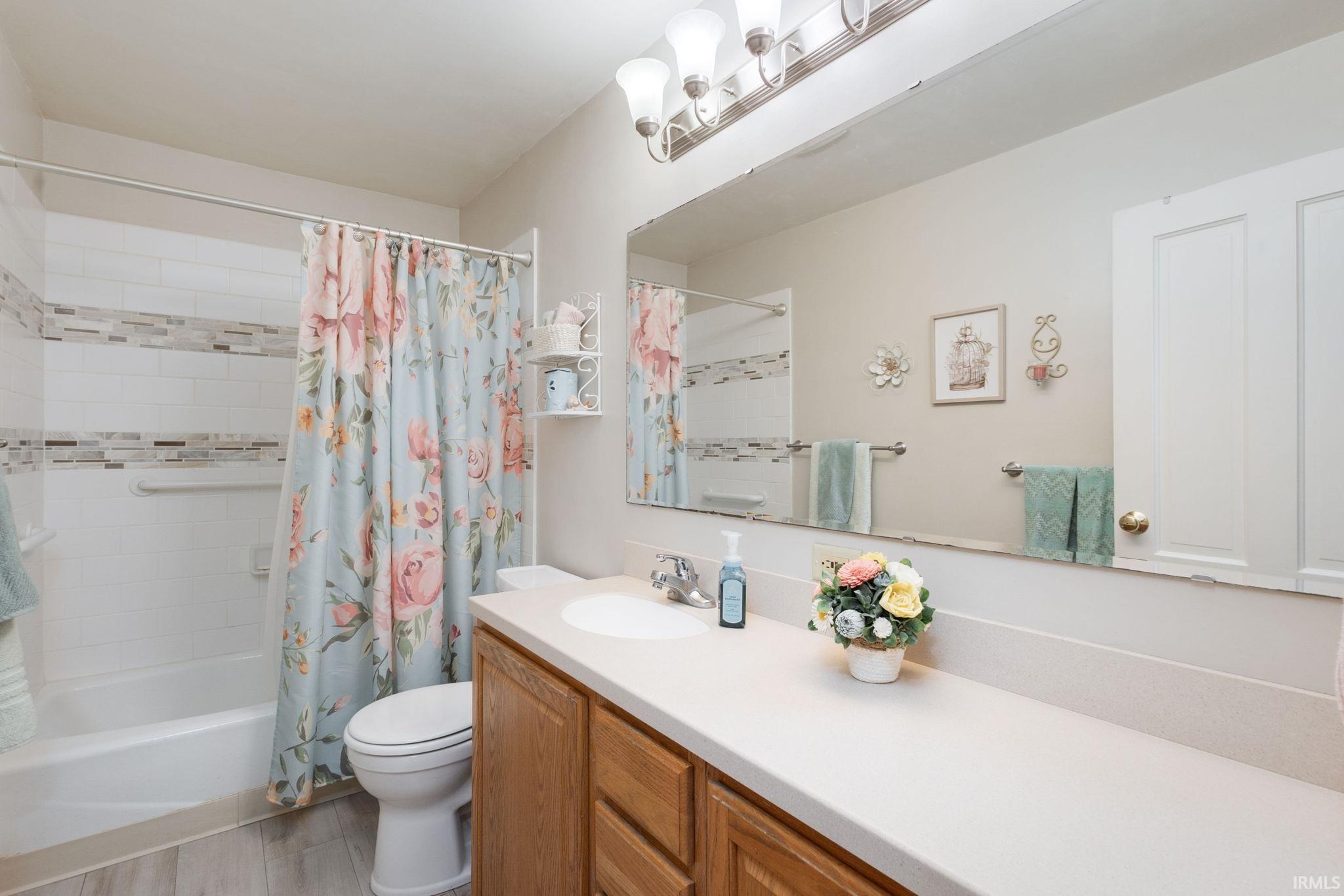59527 Clover Road Mishawaka, IN 46544 - Photo 16 of 36