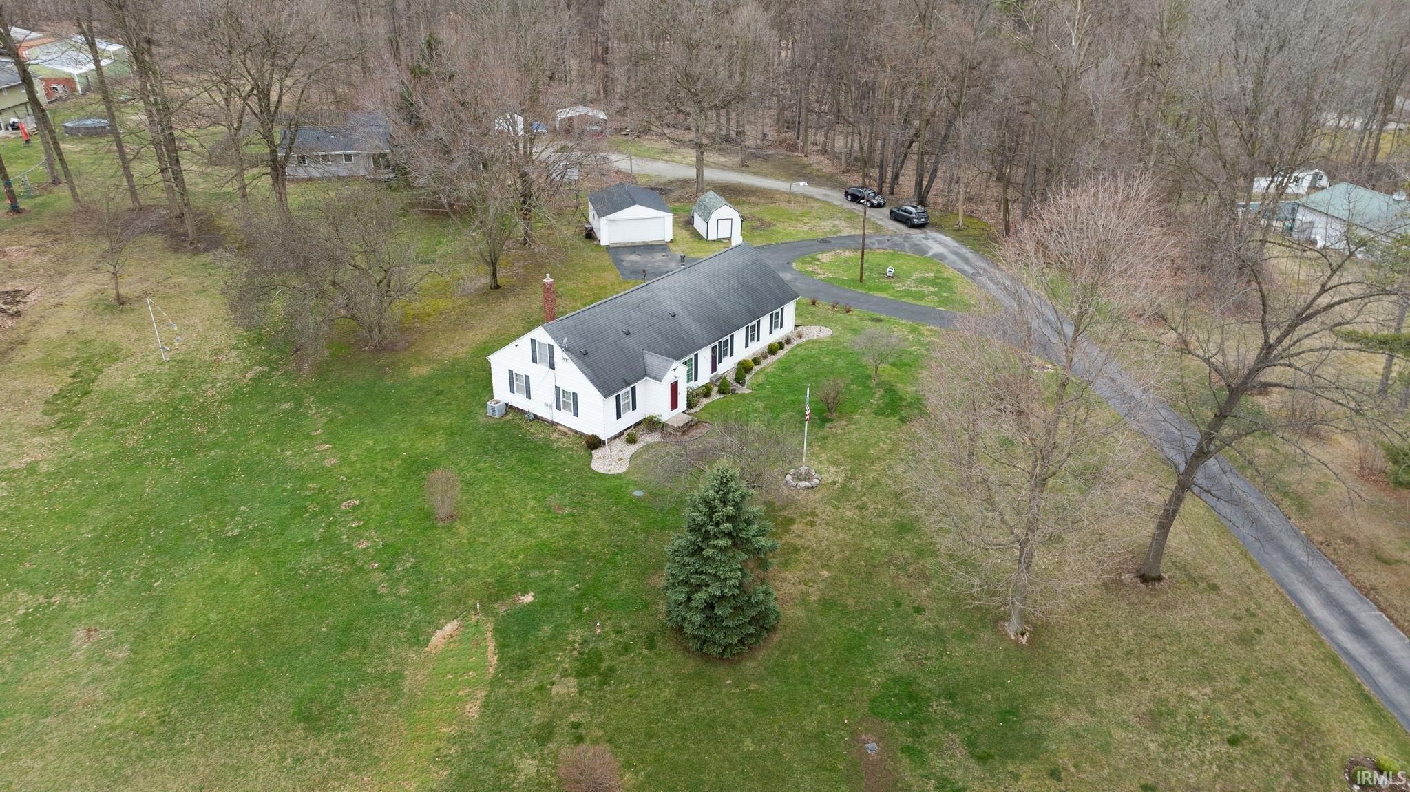 59527 Clover Road Mishawaka, IN 46544 - Photo 8 of 36