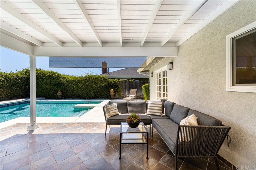 17502 Amaganset Way Tustin, CA 92780 - Photo 20 of 35