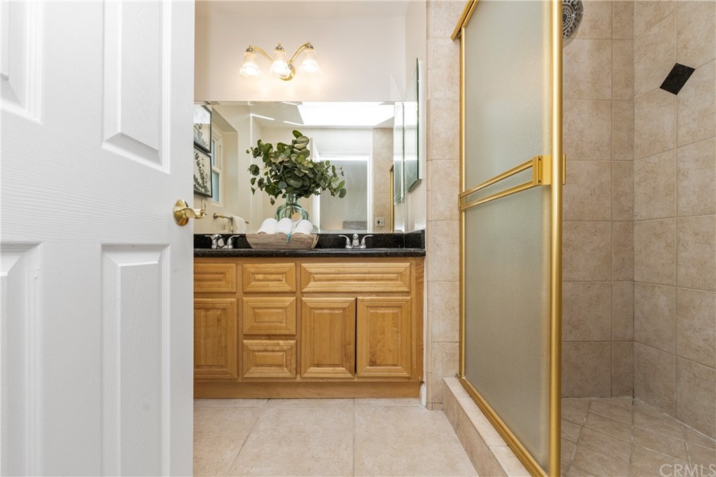 17502 Amaganset Way Tustin, CA 92780 - Photo 30 of 35