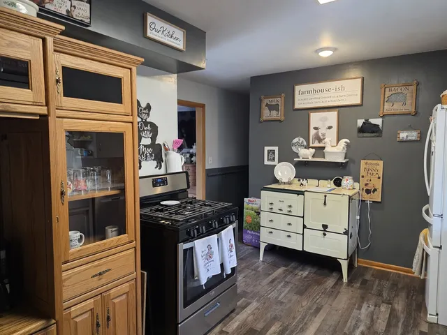 $189,900 | 603 1st Street West, Lyndon, IL 61261