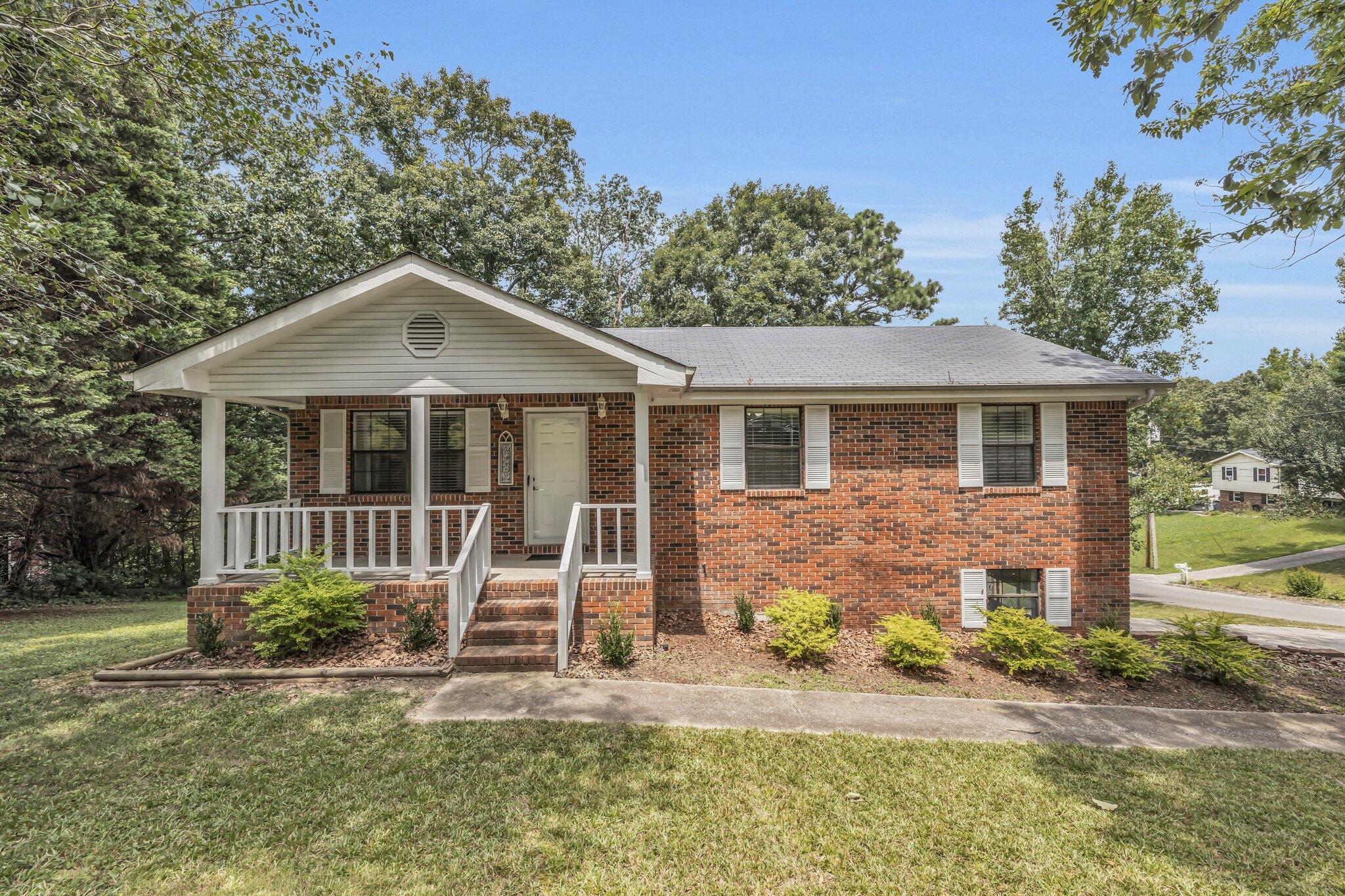 627 Ridgewood Drive Chickamauga, GA 30707 - Photo 16 of 24 2-web-or-mls-4T1A5448