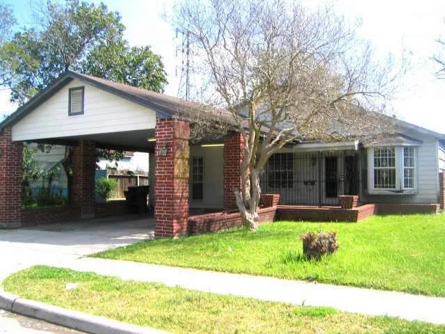 $1,795 | 331 Terminal Street, Houston, TX 77020