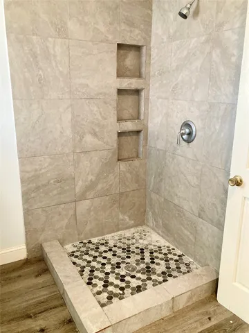 $1,795 | 331 Terminal Street, Houston, TX 77020