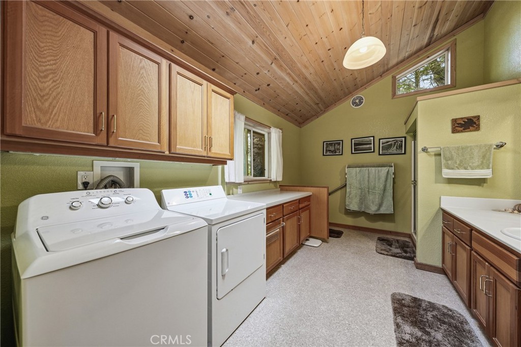 15306 Western Mine Road Middletown, CA 95461 - Photo 15 of 71