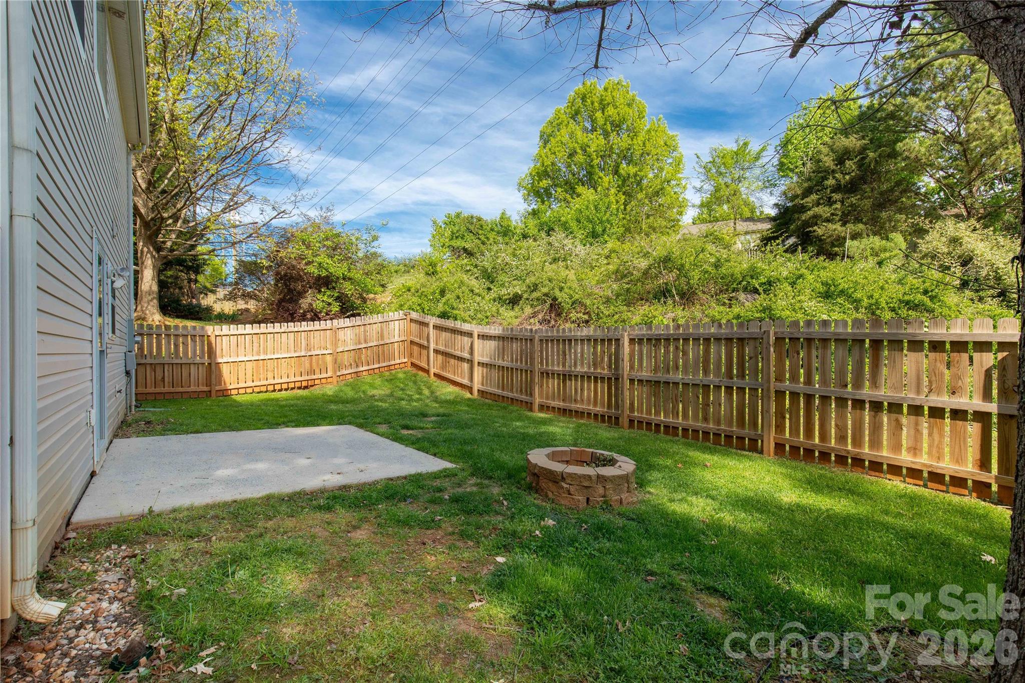 1604 Flagsworth Road Clover, SC 29710 - Photo 4 of 28