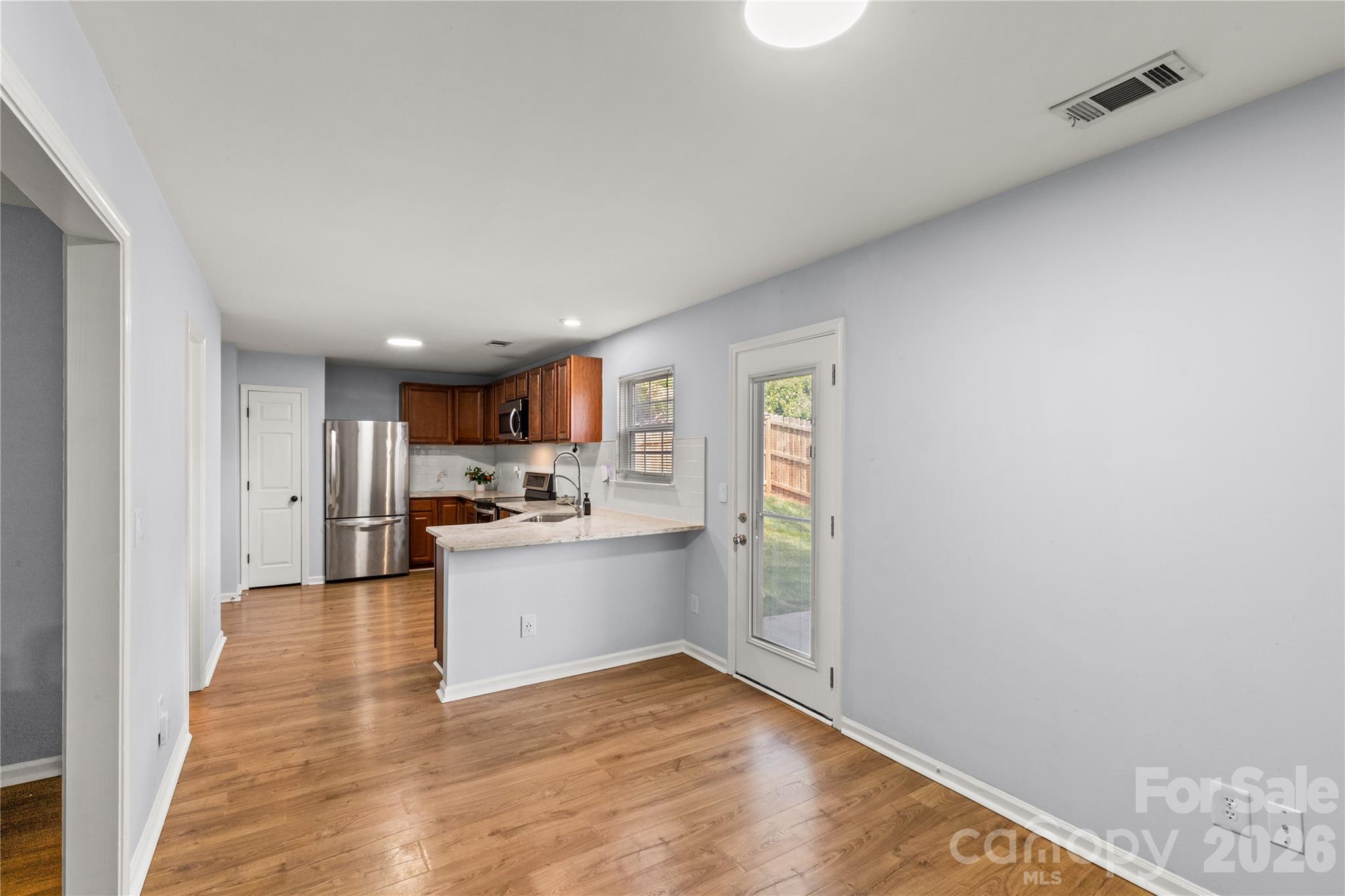1604 Flagsworth Road Clover, SC 29710 - Photo 10 of 28