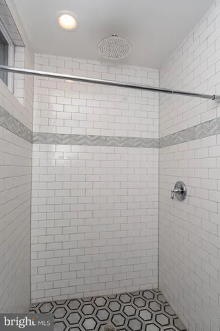 $1,000 | 1733 Fleet Street, Unit 2, Baltimore, MD 21231