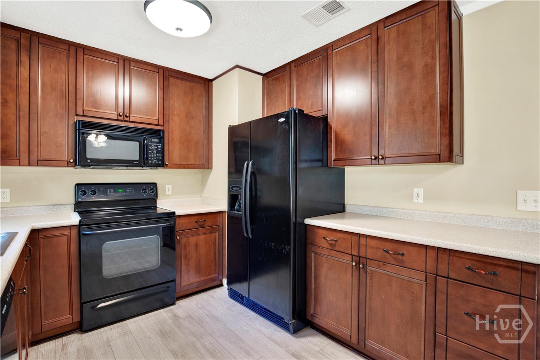 411 Rogers Road Hinesville, GA 31313 - Photo 11 of 26 Gallery Image 11