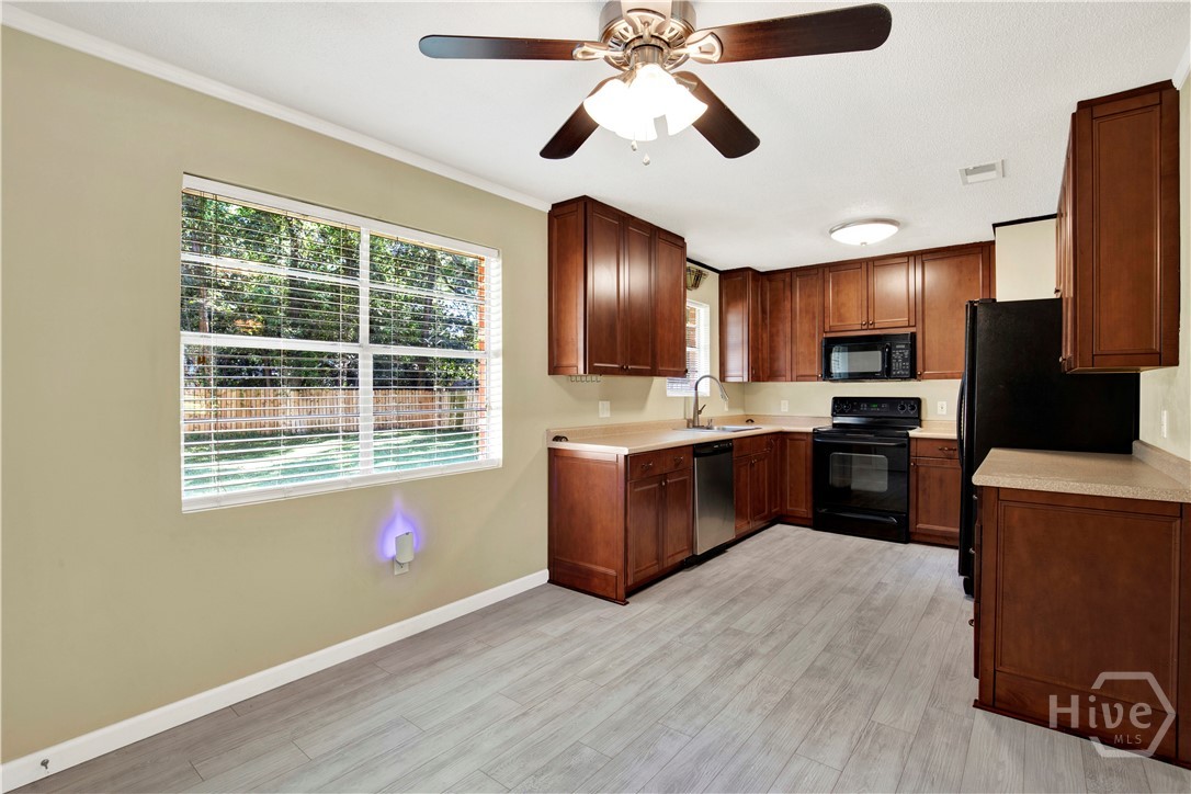 411 Rogers Road Hinesville, GA 31313 - Photo 9 of 26 Gallery Image 9