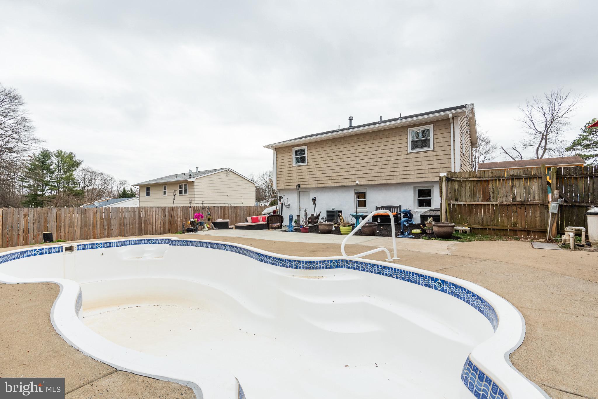 4625 Evansdale Road Woodbridge, VA 22193 - Photo 29 of 29 Anyone up for a swim??