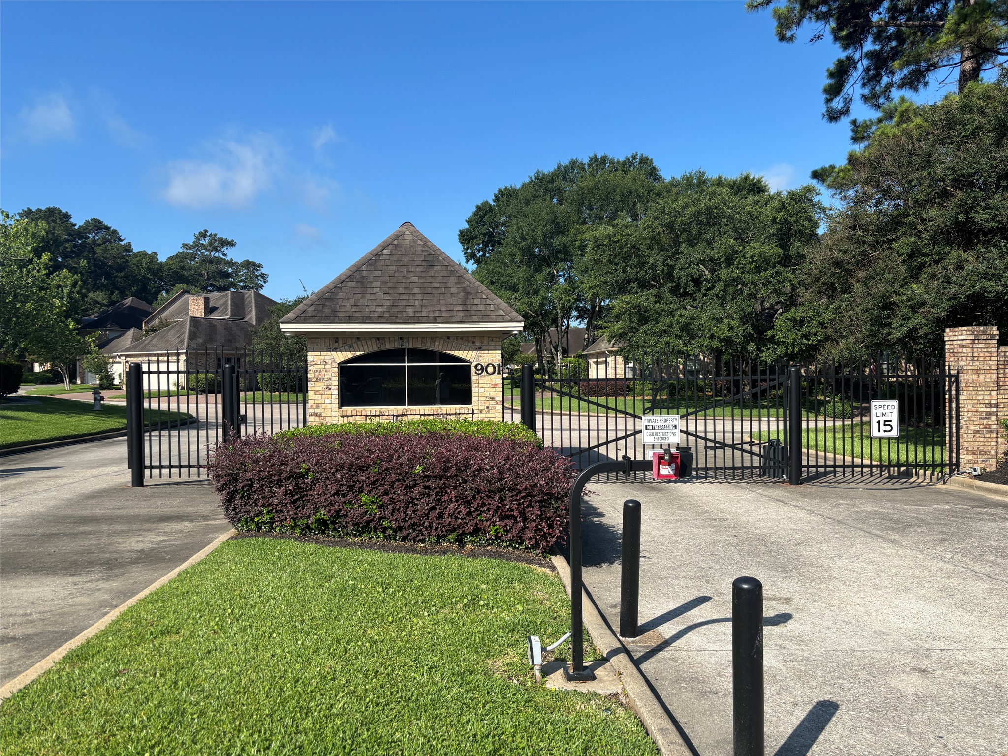 901 Longmire Road Conroe, TX 77304 - Photo 7 of 7 Gated Community