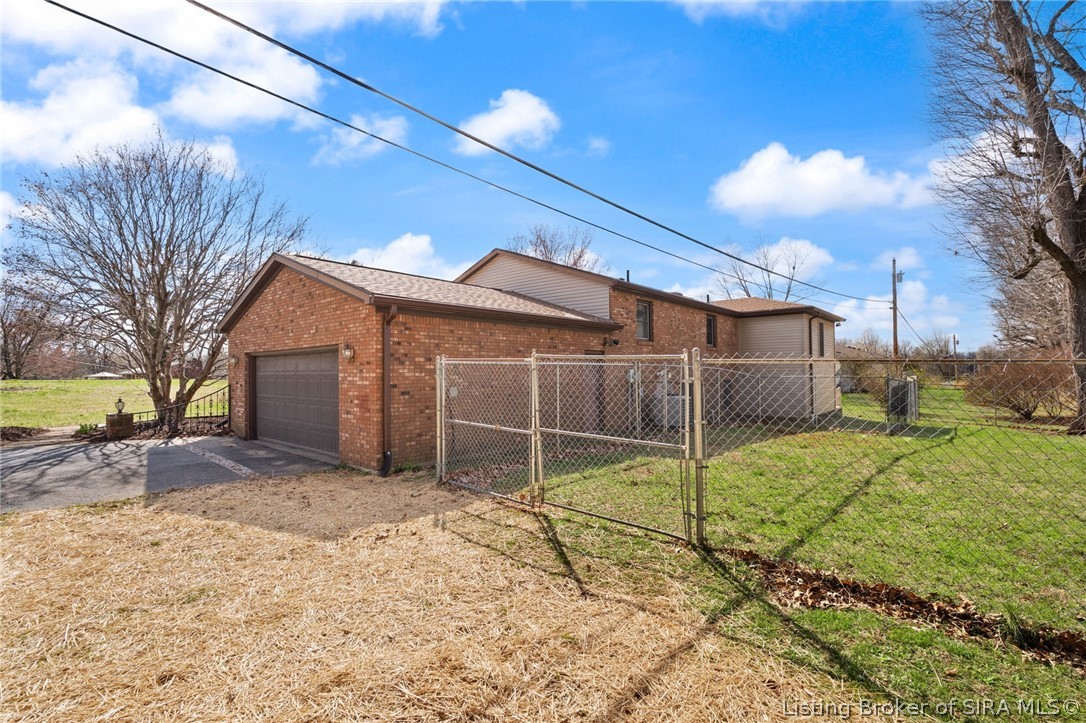 1088 Hartlage Road Northwest Corydon, IN 47112 - Photo 13 of 52