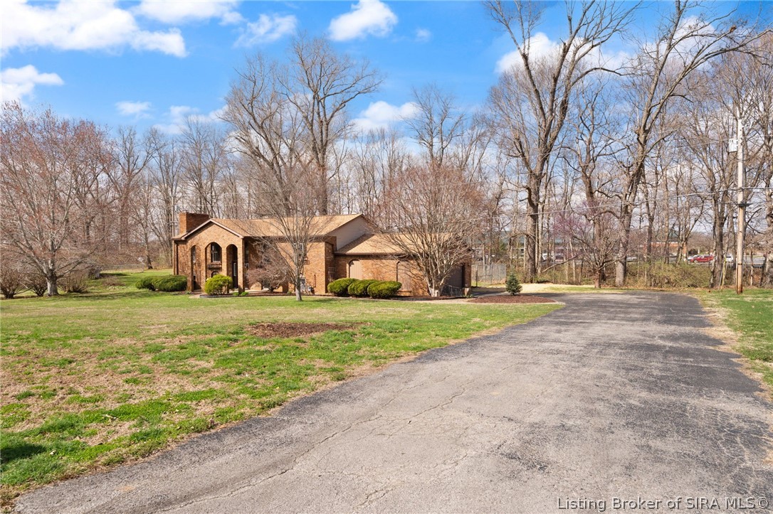1088 Hartlage Road Northwest Corydon, IN 47112 - Photo 4 of 52 Nice and secluded!