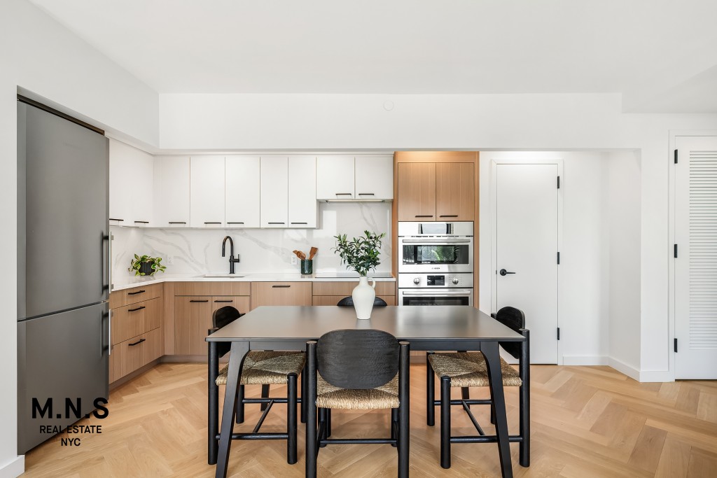 22-54 46th Street, Unit 803 Queens, NY 11105 - Photo 18 of 30