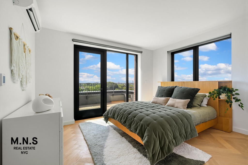 22-54 46th Street, Unit 803 Queens, NY 11105 - Photo 19 of 30