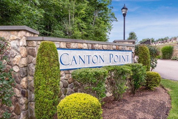45 Kelly Way, Unit 27 Canton, MA 02021 - Photo 1 of 37 Gallery Image 1