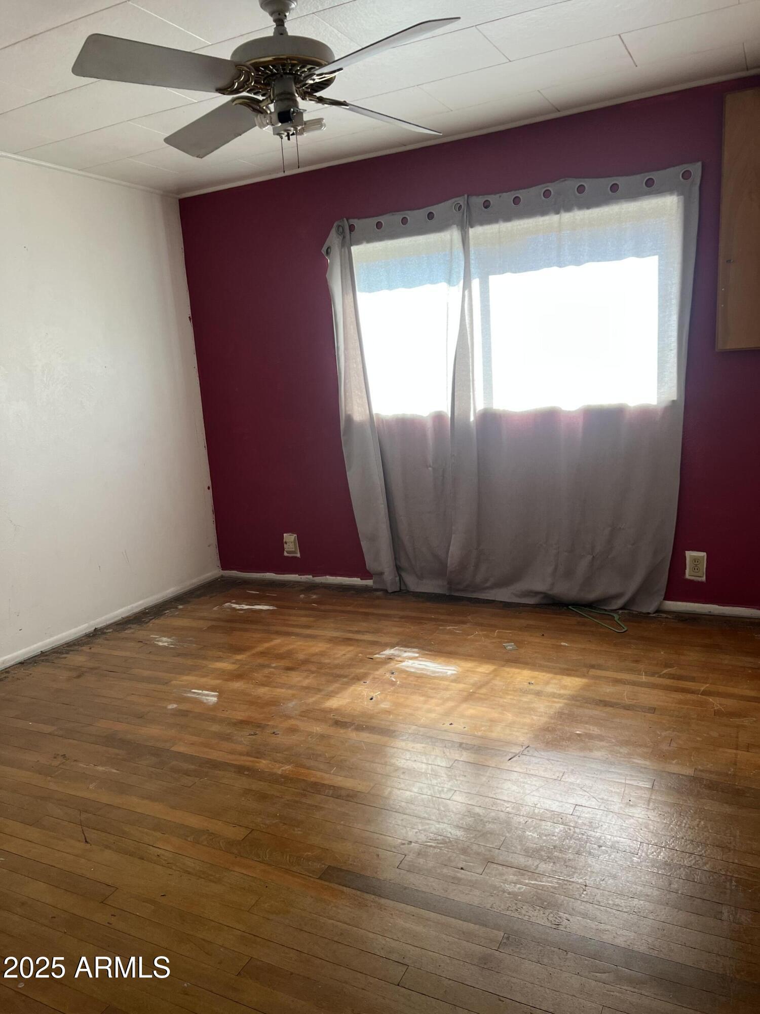 566 Carico Street Globe, AZ 85501 - Photo 15 of 22 a view of room with window