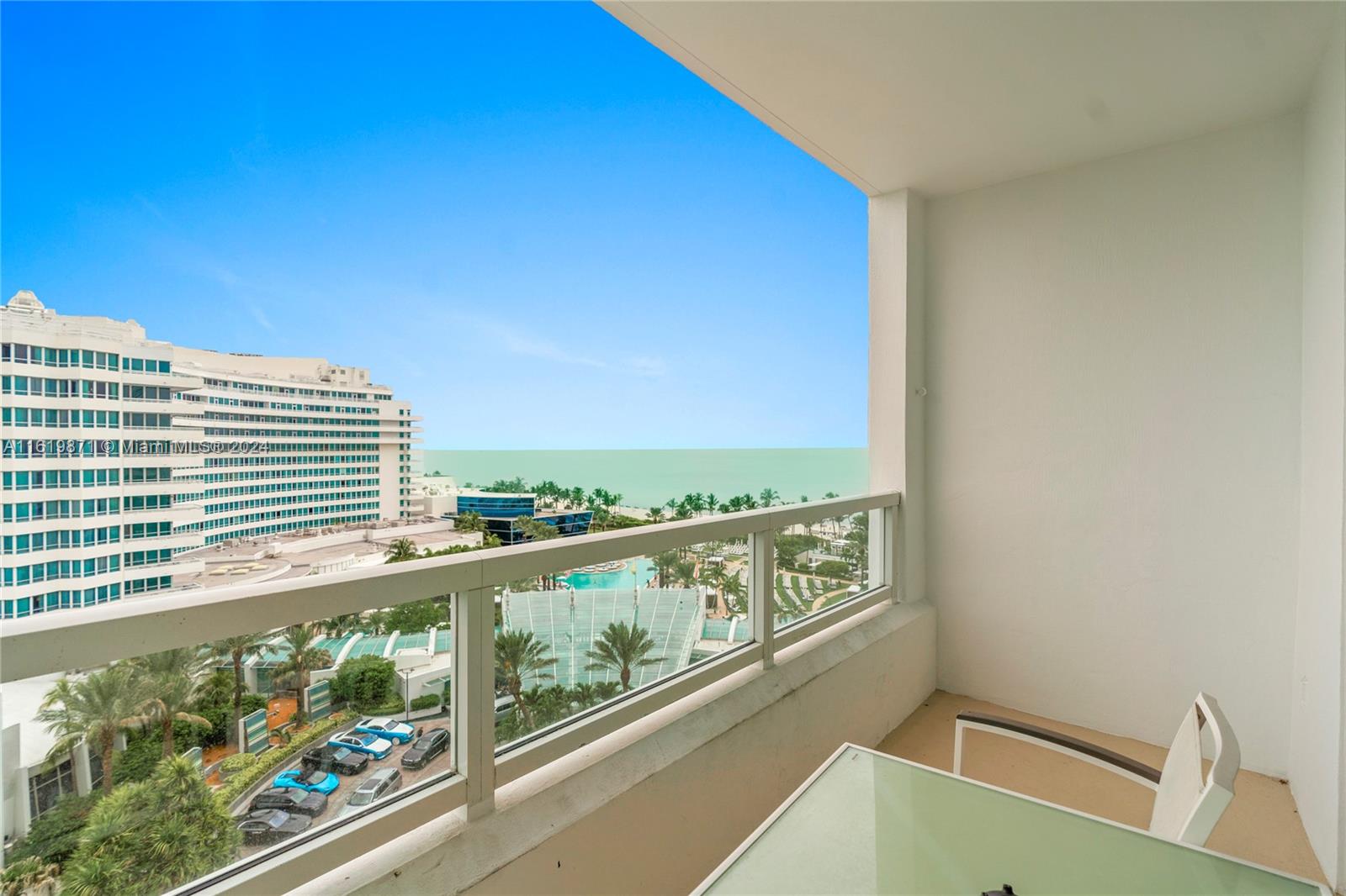 4401 Collins Avenue, Unit 1007 Miami Beach, FL 33140 - Photo 14 of 58