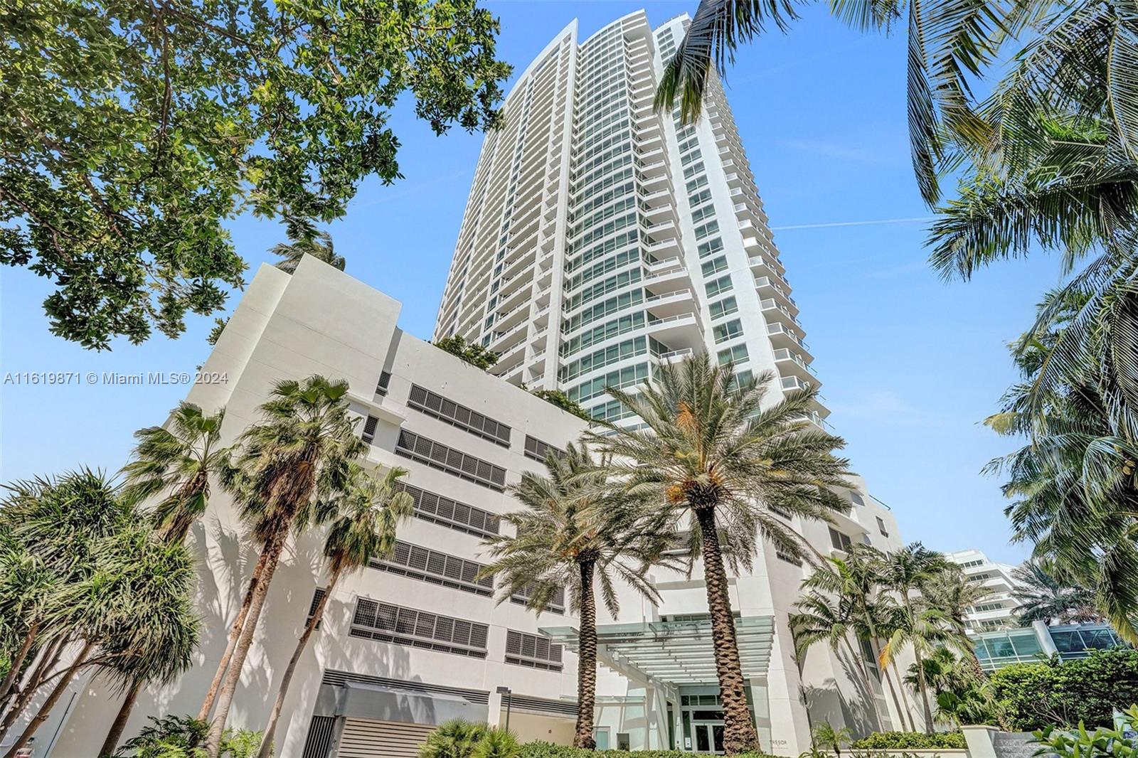 4401 Collins Avenue, Unit 1007 Miami Beach, FL 33140 - Photo 31 of 58