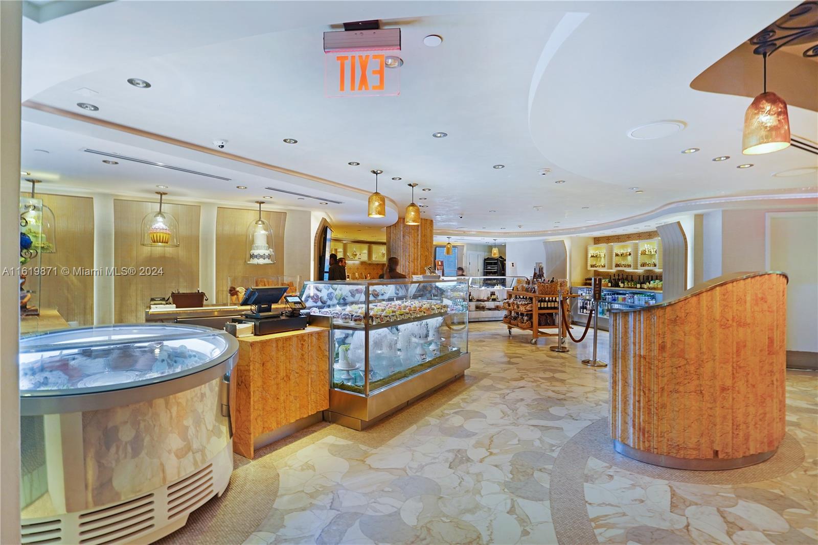 4401 Collins Avenue, Unit 1007 Miami Beach, FL 33140 - Photo 46 of 58 Cafe