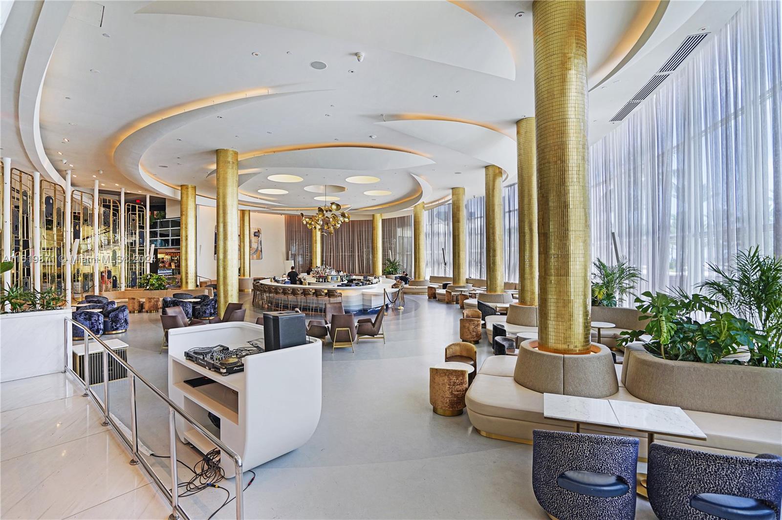 4401 Collins Avenue, Unit 1007 Miami Beach, FL 33140 - Photo 47 of 58 Blue Bar