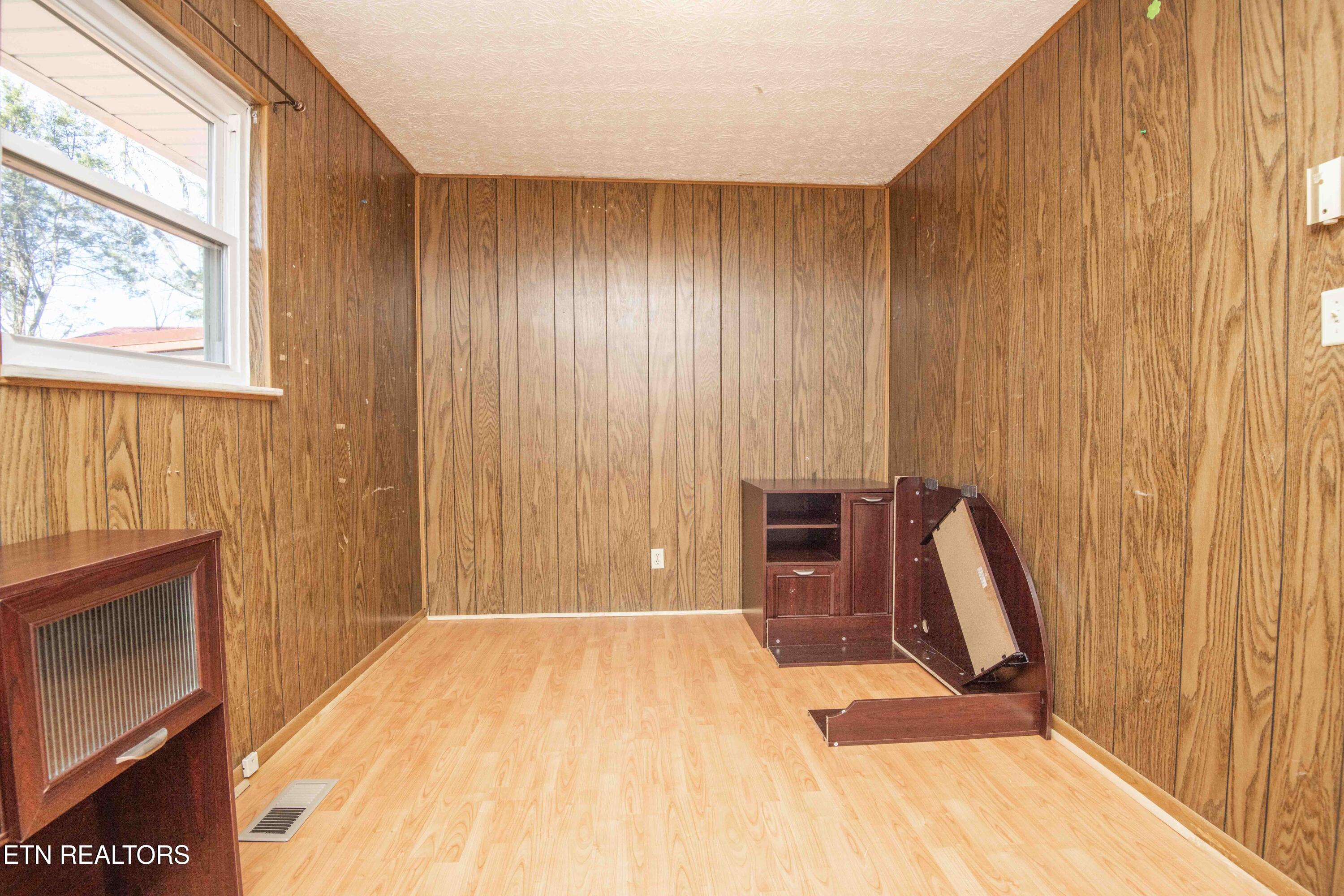 6853 Fraker Road Knoxville, TN 37918 - Photo 38 of 48 third bed 2_1