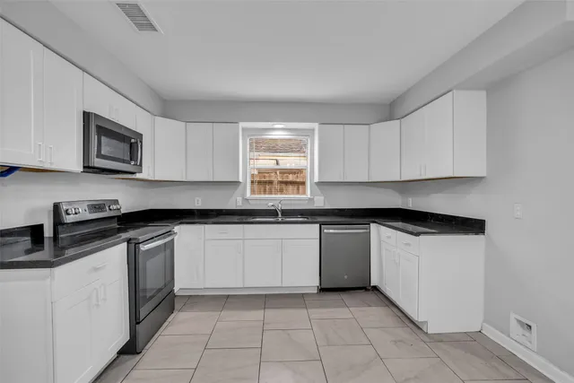 $1,795 | 4407 Hickory Grove Drive, Houston, TX 77084