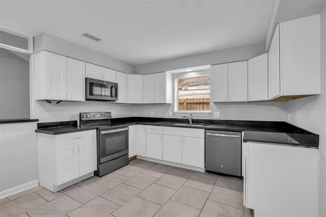 $1,795 | 4407 Hickory Grove Drive, Houston, TX 77084