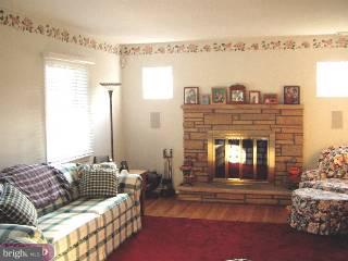 26 Bayberry Road Ewing, NJ 08618 - Photo 3 of 6
