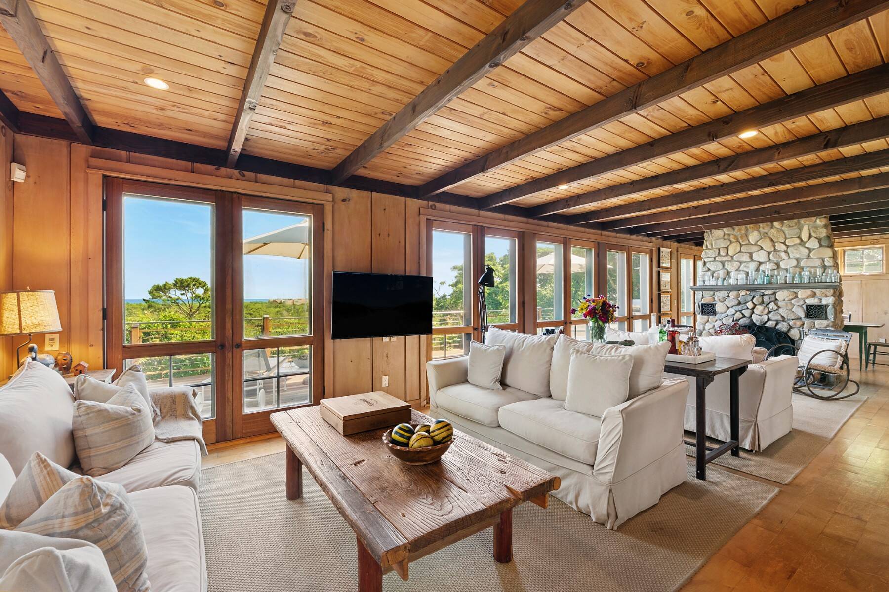 237 Bluff Road Amagansett, NY 11930 - Photo 7 of 19 Gallery Image 7