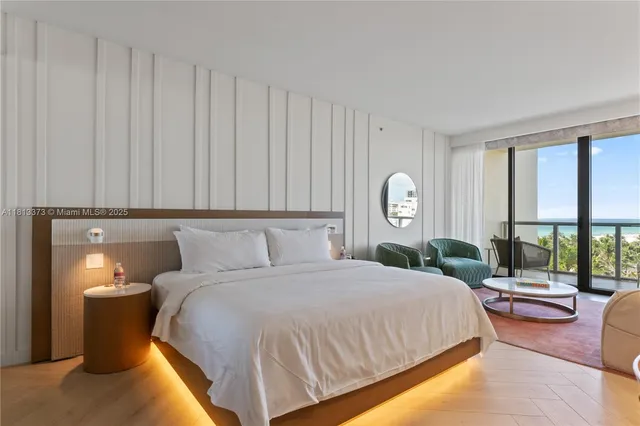 $1,400,000 | 2201 Collins Avenue, Unit 707, Miami Beach, FL 33139