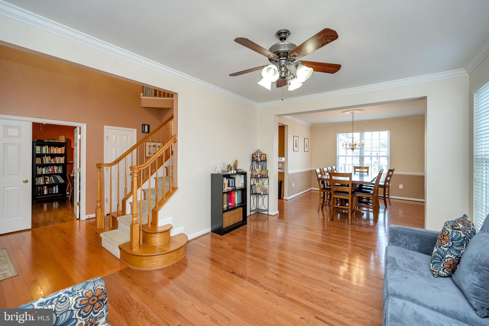 692 Hunters Road Culpeper, VA 22701 - Photo 6 of 49 Living room