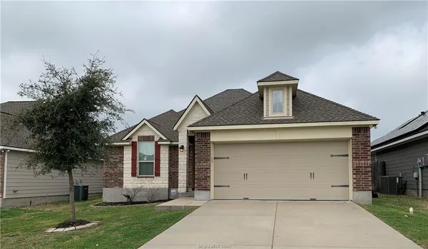 $2,250 | 2002 Polmont Drive, Bryan, TX 77807