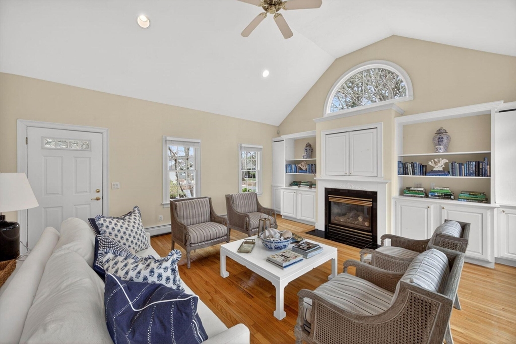 127 Uncle Barneys Road Dennis, MA 02670 - Photo 13 of 42