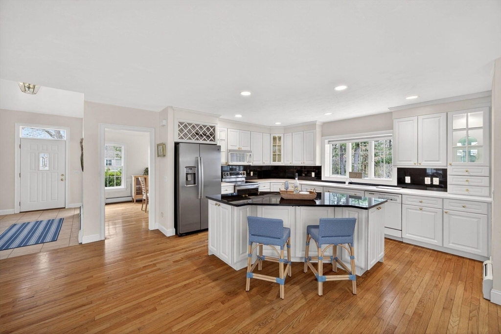 127 Uncle Barneys Road Dennis, MA 02670 - Photo 7 of 42
