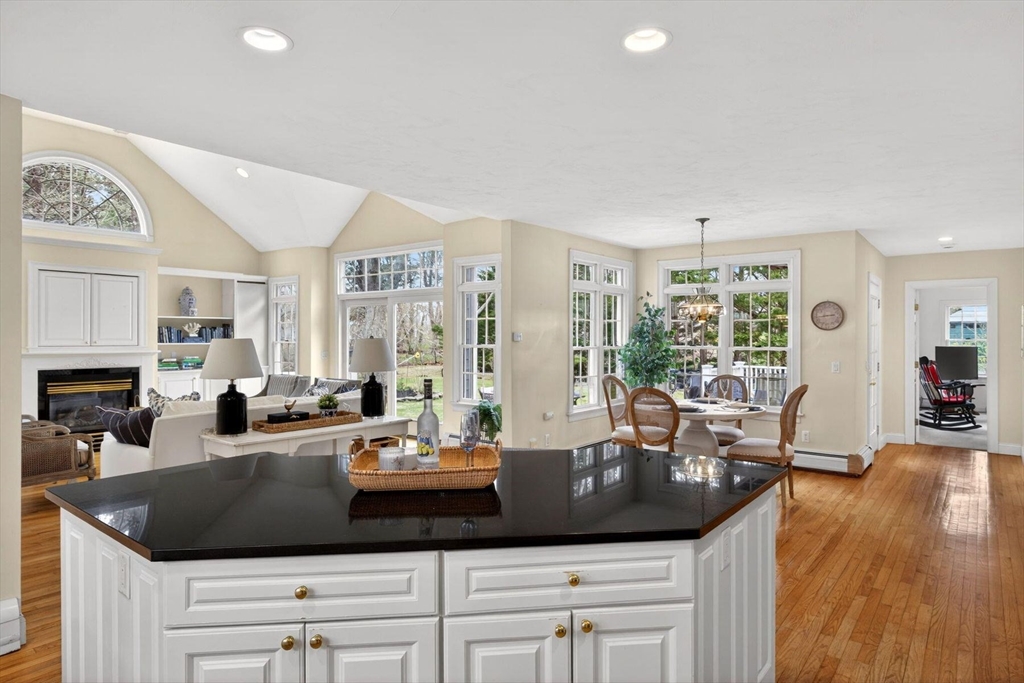 127 Uncle Barneys Road Dennis, MA 02670 - Photo 10 of 42