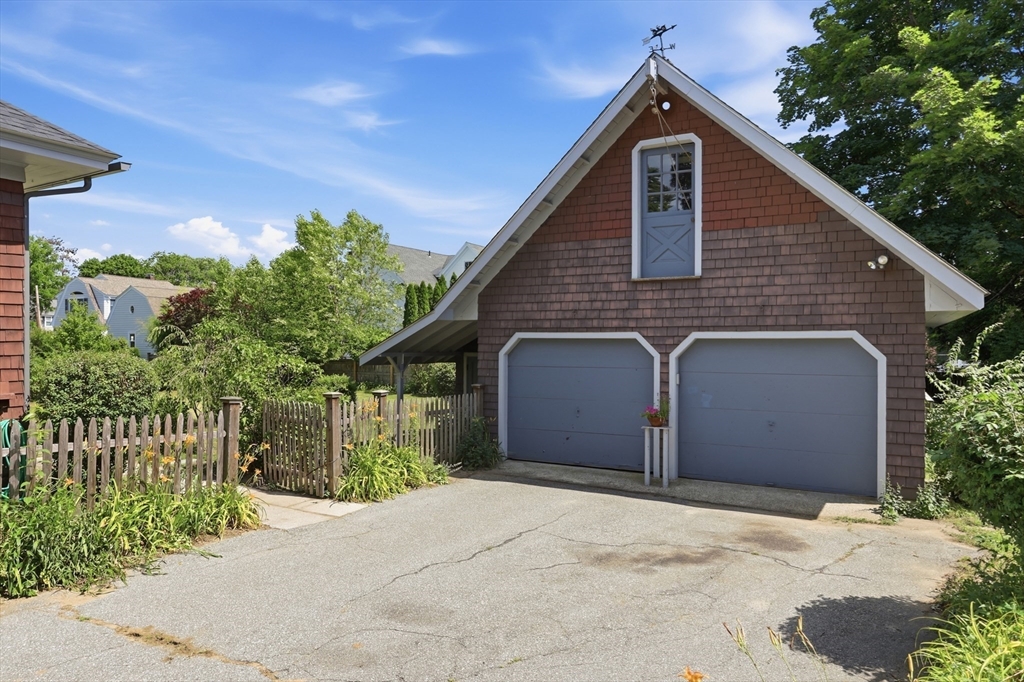 175 Central Street Concord, MA 01742 - Photo 30 of 34