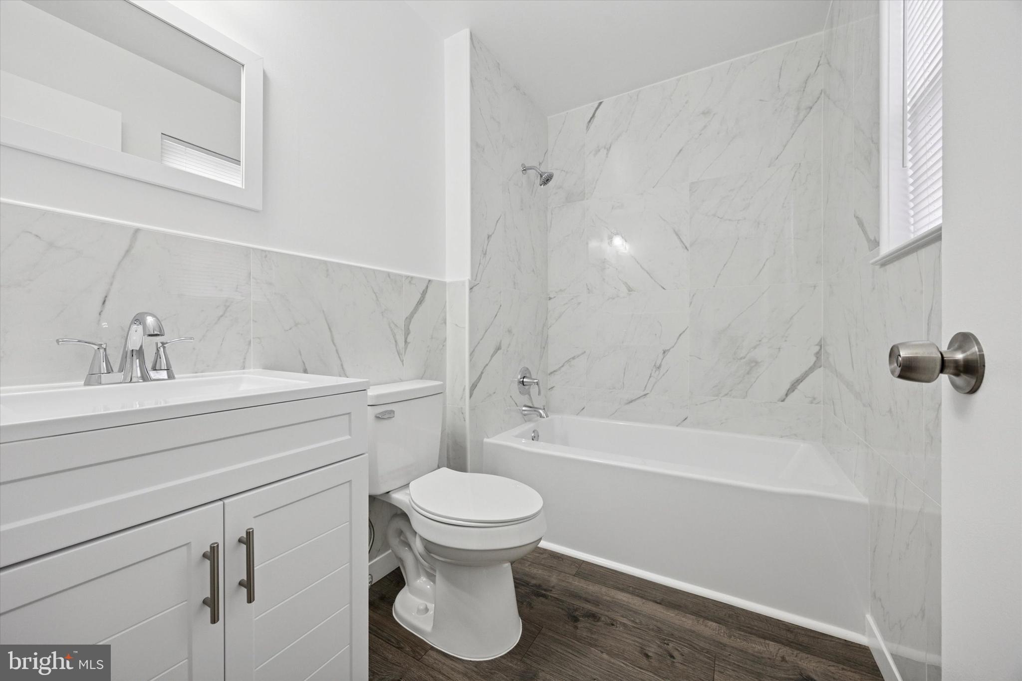 532 Cormorant Drive Voorhees, NJ 08043 - Photo 22 of 25 a bathroom with a sink toilet and shower