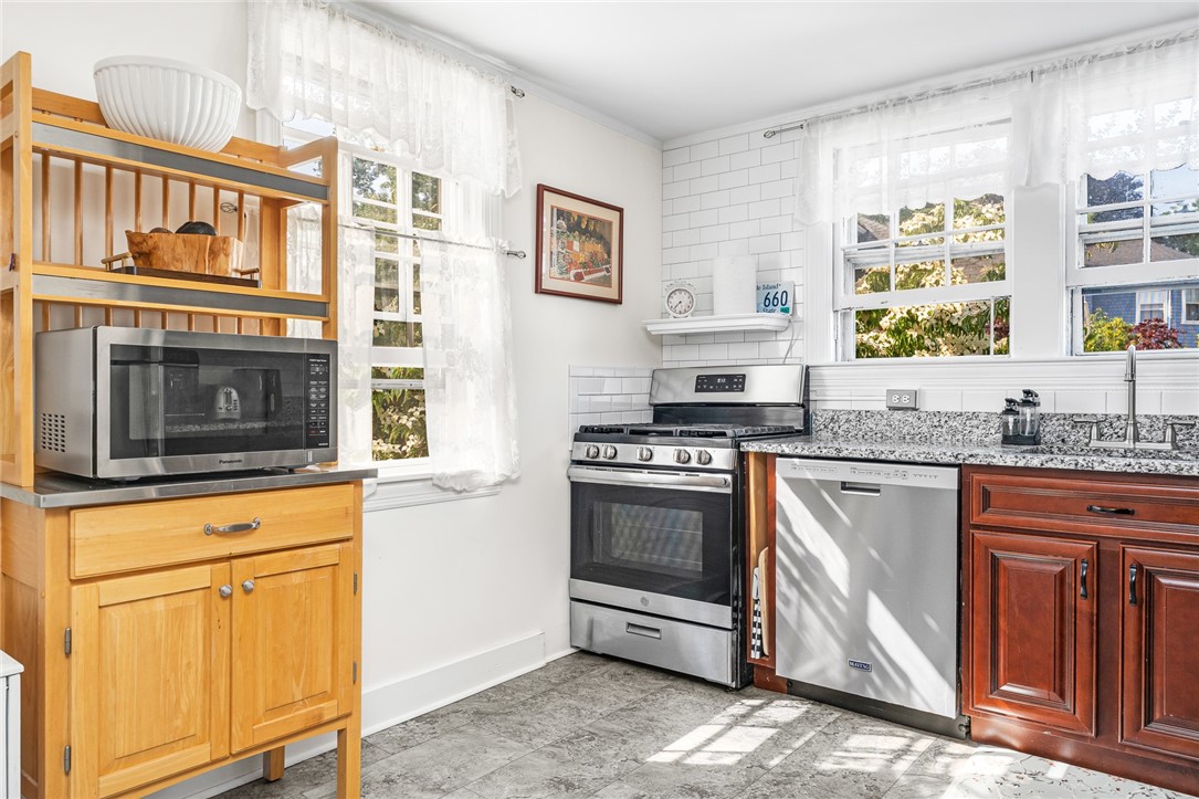 36 Kay Street, Unit 5 Newport, RI 02840 - Photo 14 of 19