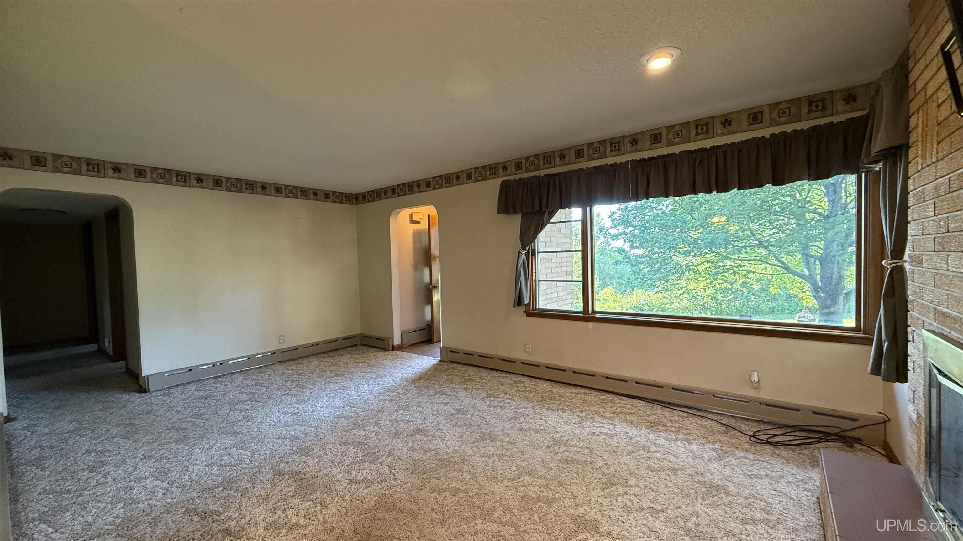 803 Magnetic Street Hurley, WI 54534 - Photo 4 of 65