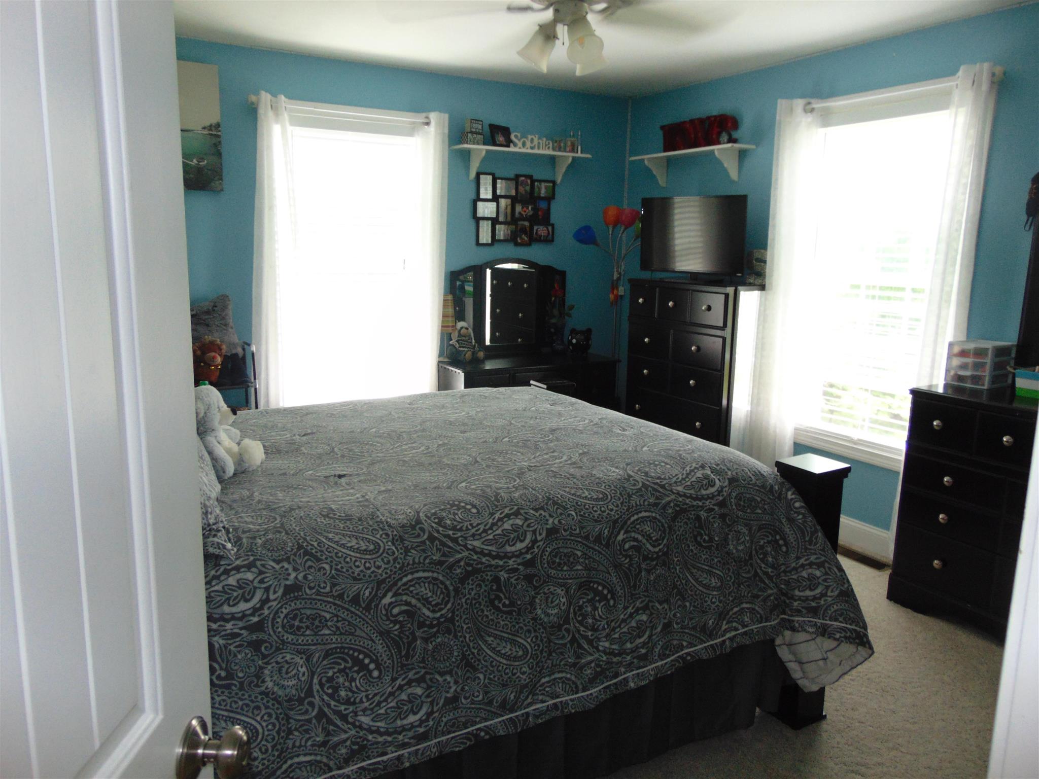 106 Hampstead Road Derry, NH 03038 - Photo 28 of 40