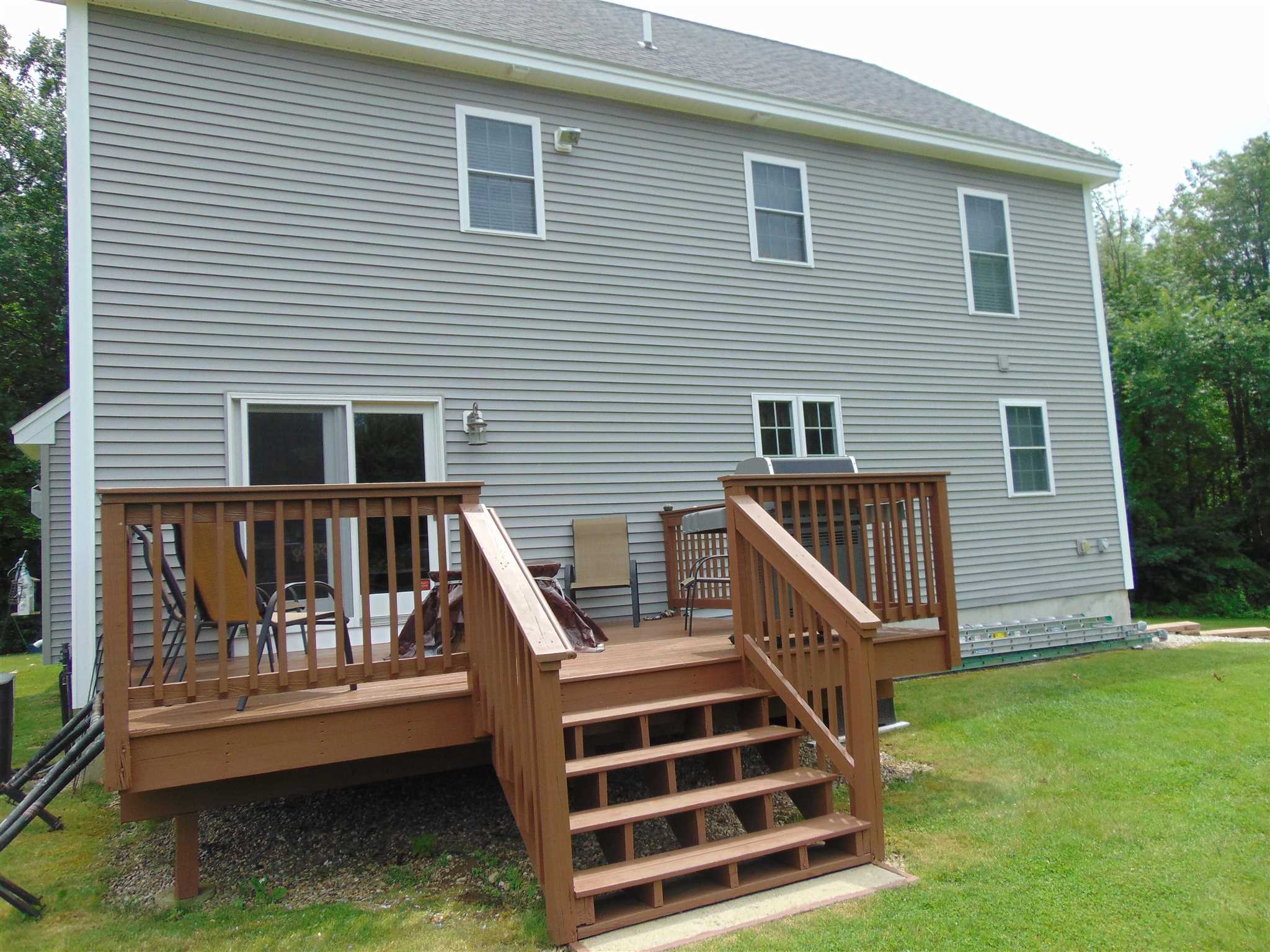 106 Hampstead Road Derry, NH 03038 - Photo 10 of 40