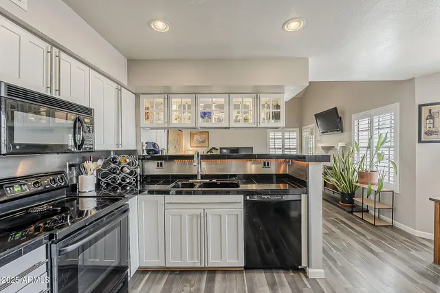 $265,000 | 2333 East Southern Avenue, Unit 2050, Tempe, AZ 85282