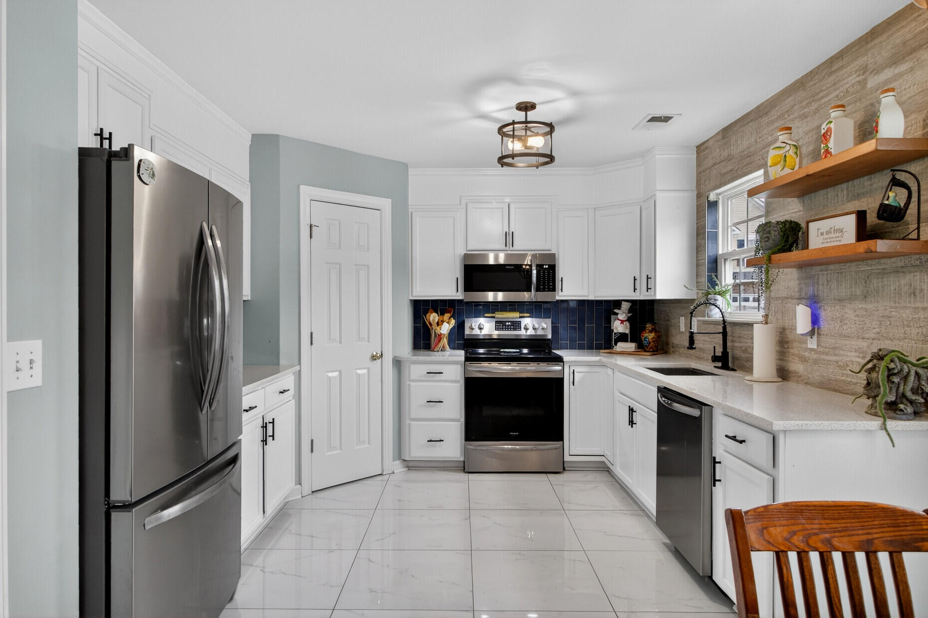 9431 Harroway Road Summerville, SC 29485 - Photo 14 of 71 9431 Harroway Road