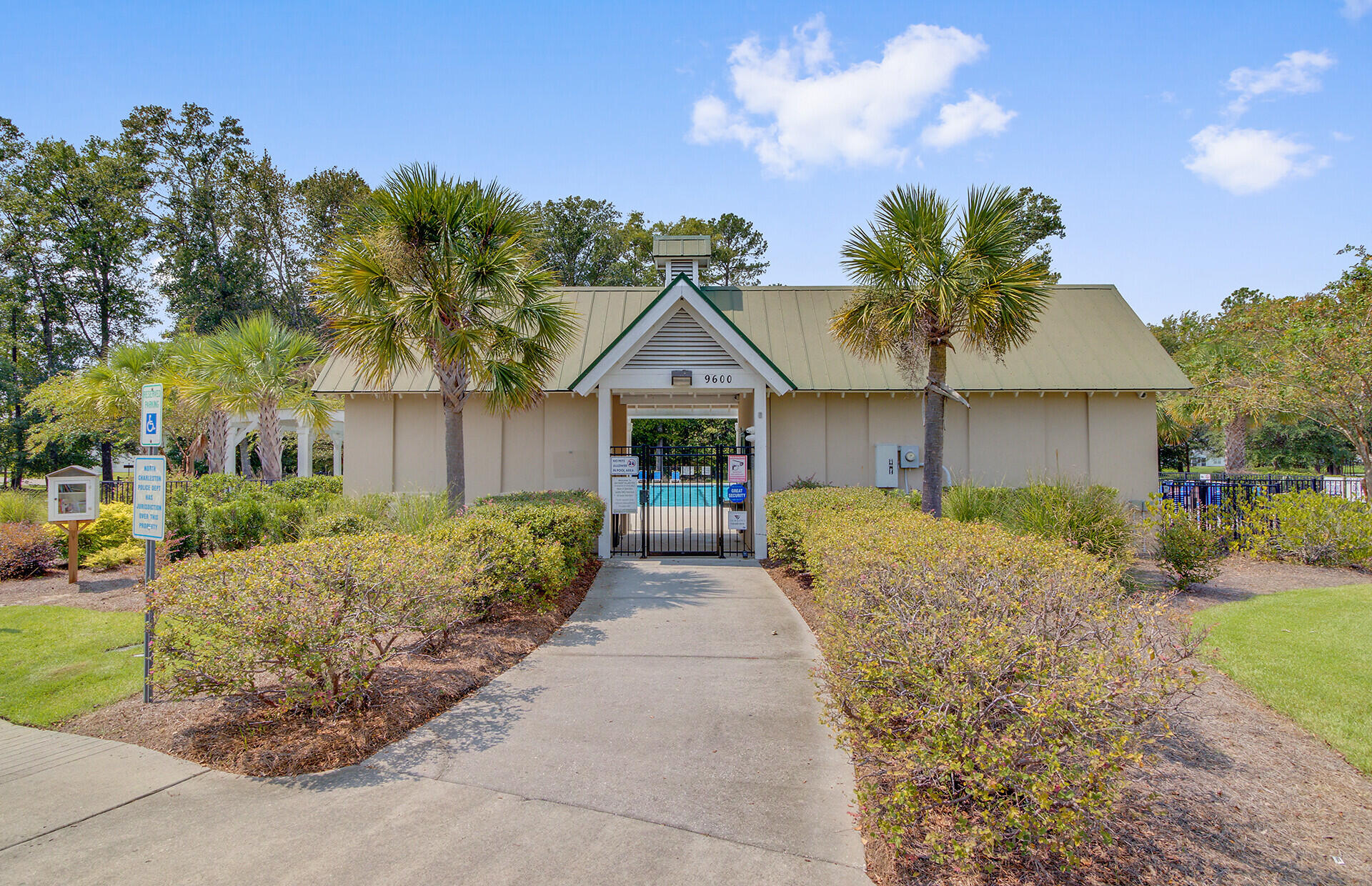 9431 Harroway Road Summerville, SC 29485 - Photo 54 of 71 Amenity Photos