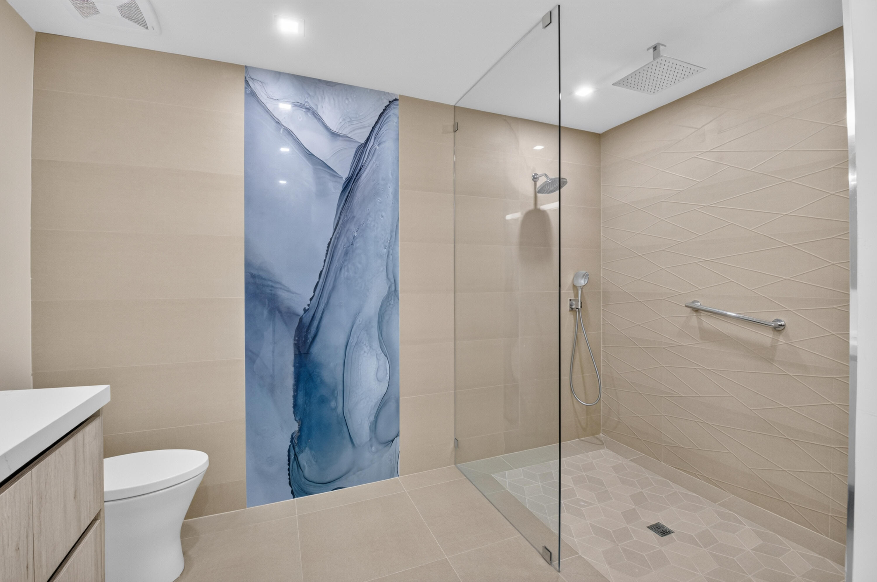 403 Bridgewood Court, Unit 403 Boca Raton, FL 33434 - Photo 23 of 62 PRIMARY BATHROOM