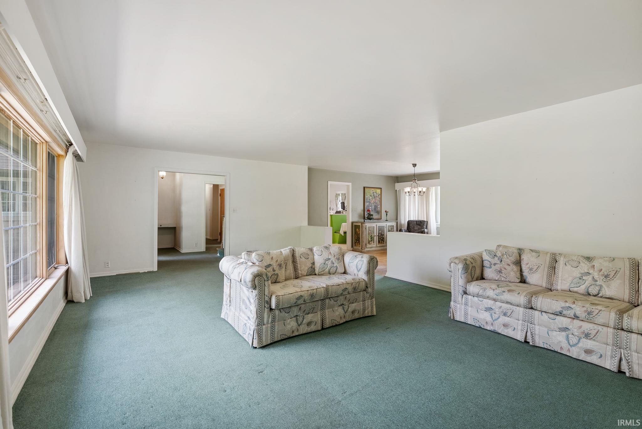 1502 Hawthorn Road Fort Wayne, IN 46802 - Photo 7 of 34