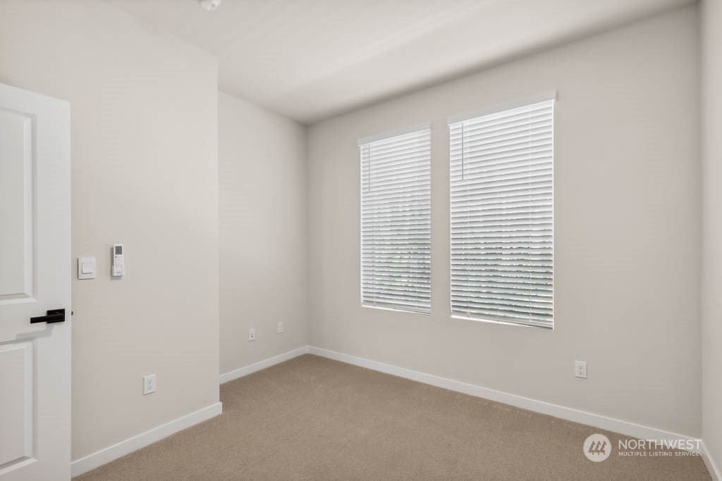 16124 Cascadian Way, Unit B4 Bothell, WA 98012 - Photo 13 of 22 Gallery Image 13
