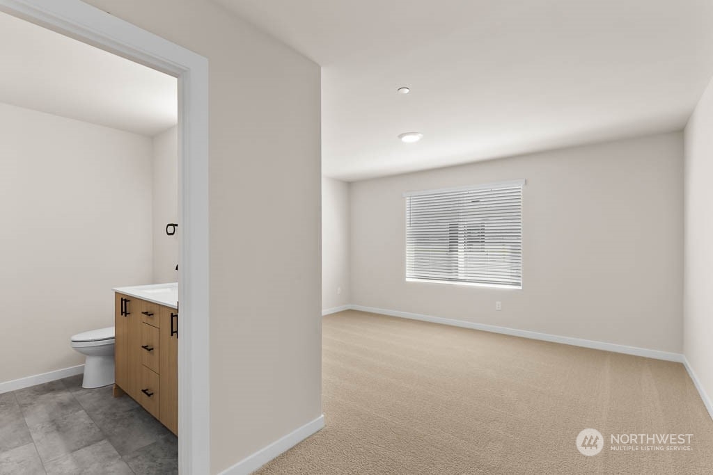 16124 Cascadian Way, Unit B4 Bothell, WA 98012 - Photo 17 of 22 Gallery Image 17